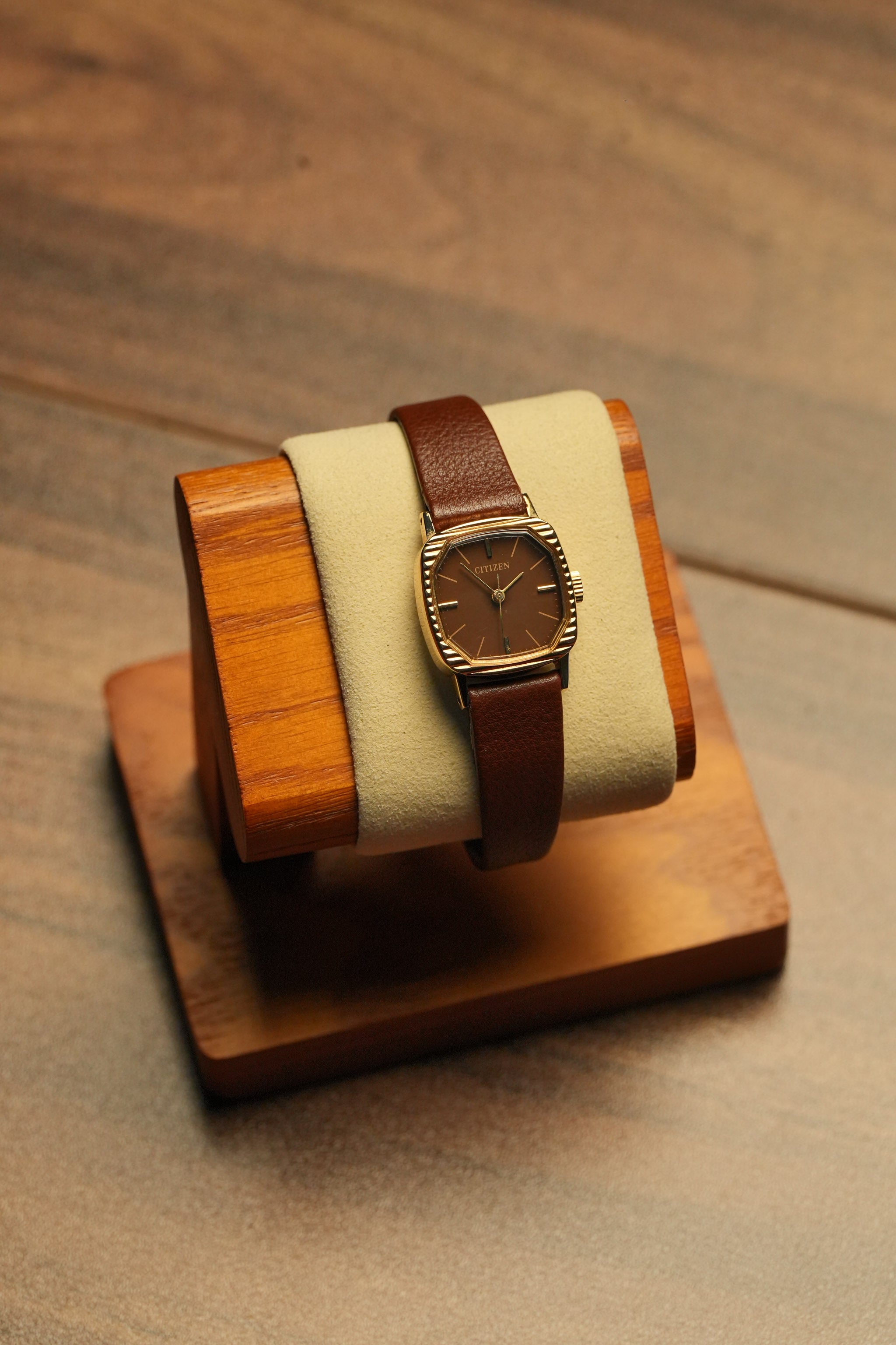NOS Vintage Citizen Ladies Wind-Up 75-0964