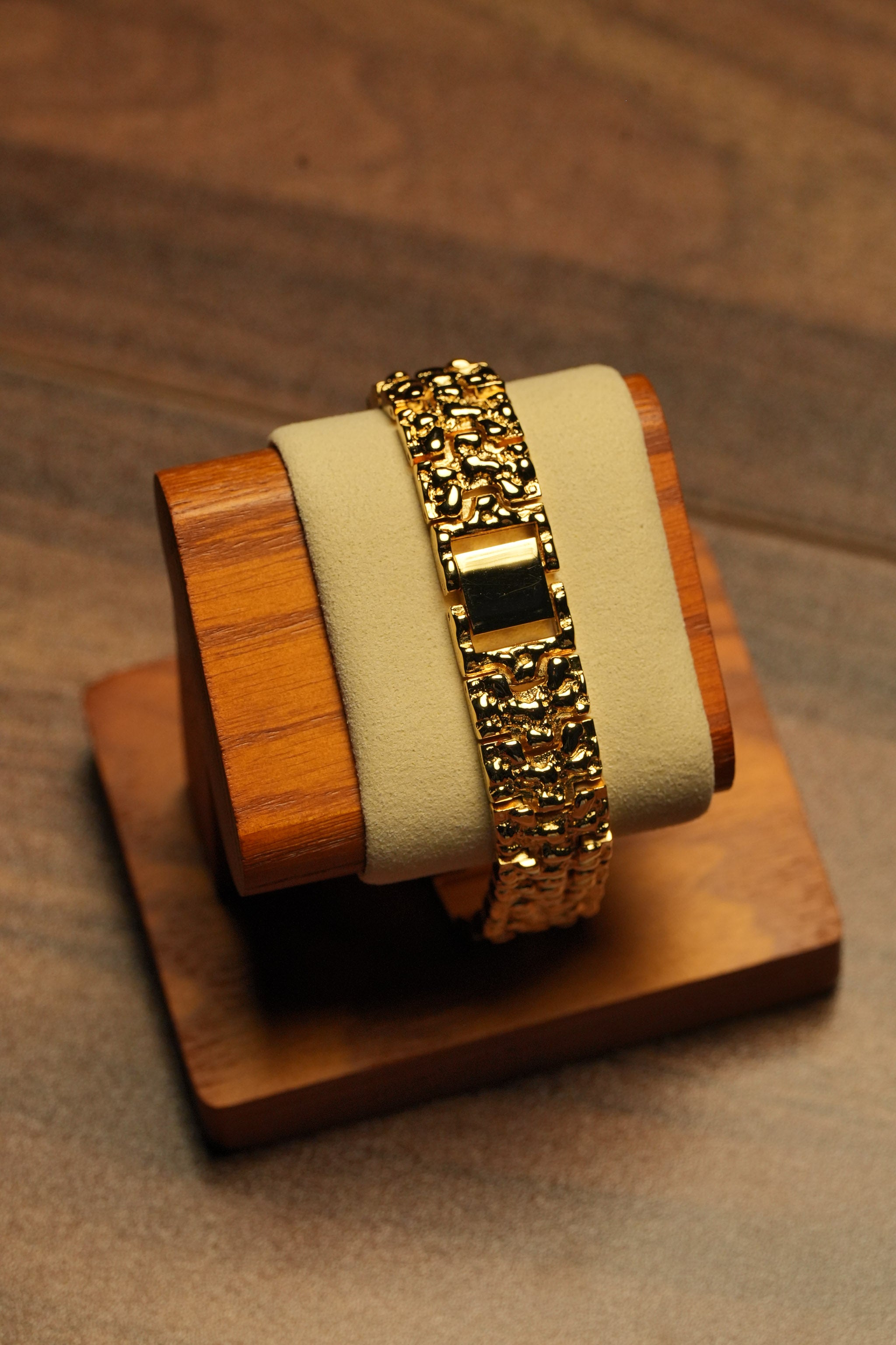 GRUEN Diamond Nugget Black Dial