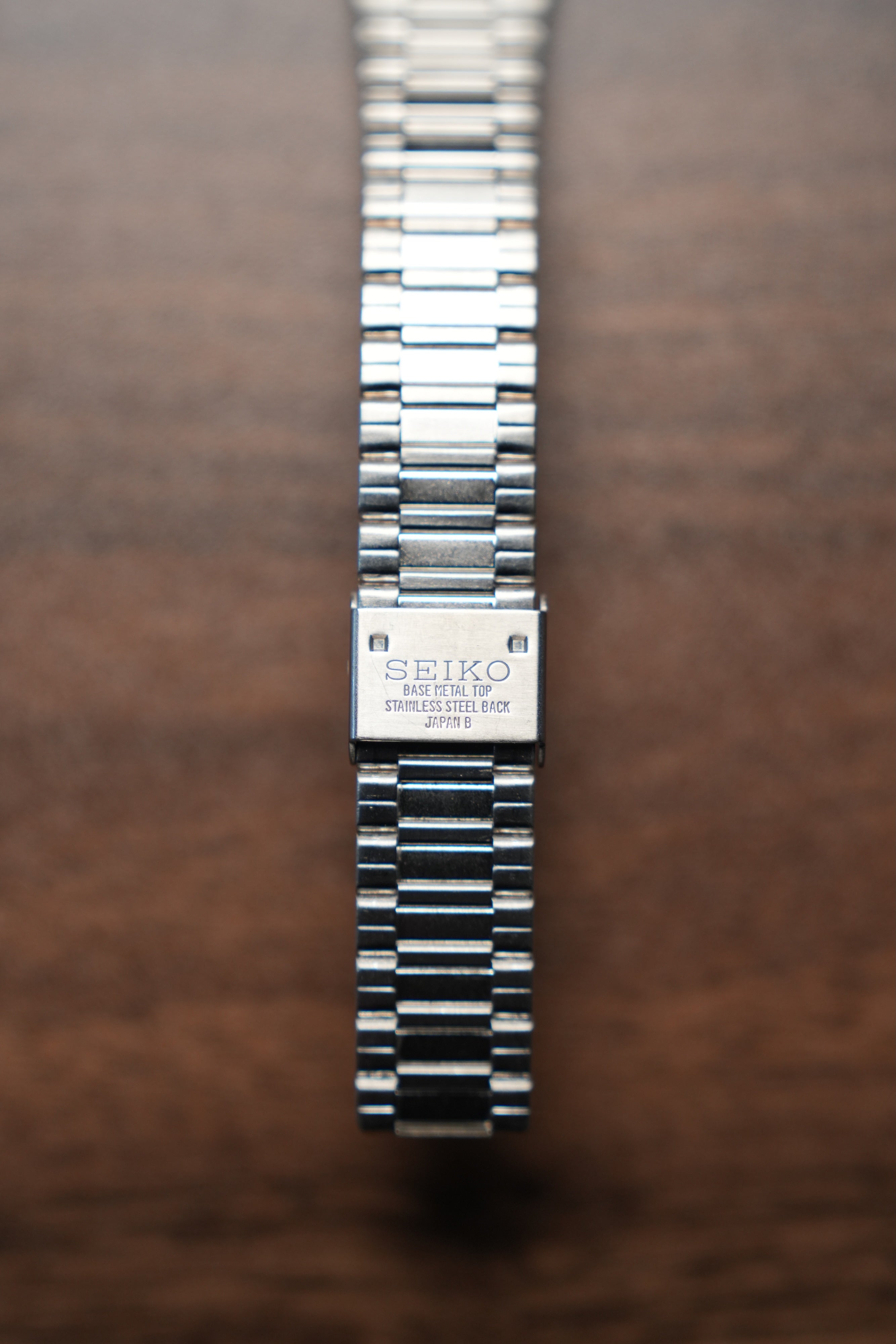 Seiko Black Dial Tank Diamond Melee 5Y30-5B89 Slight Hue in Crystal