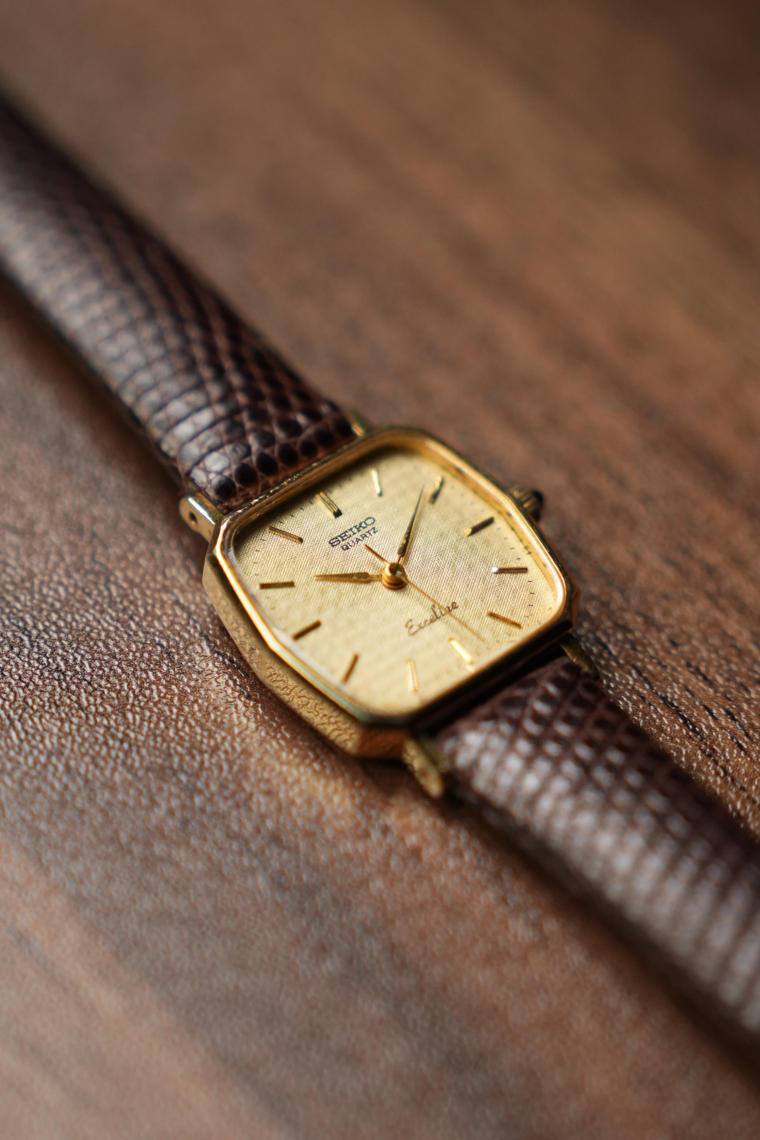 1976 Seiko Exceline Ladies Quartz Brown Band 1221-5010