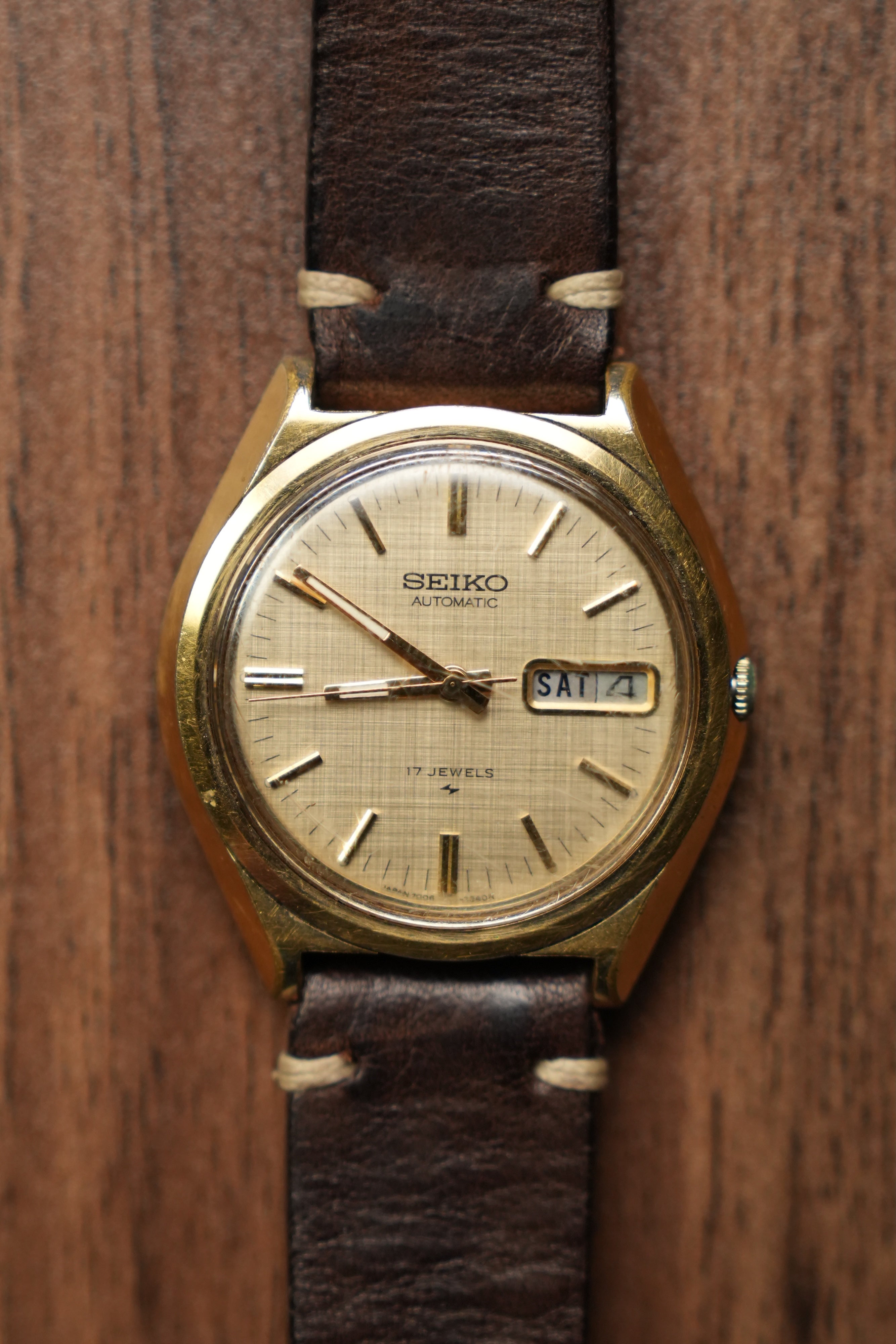 1975 Seiko Automatic Linen Dial Rare 17 Jewels 7006-7079