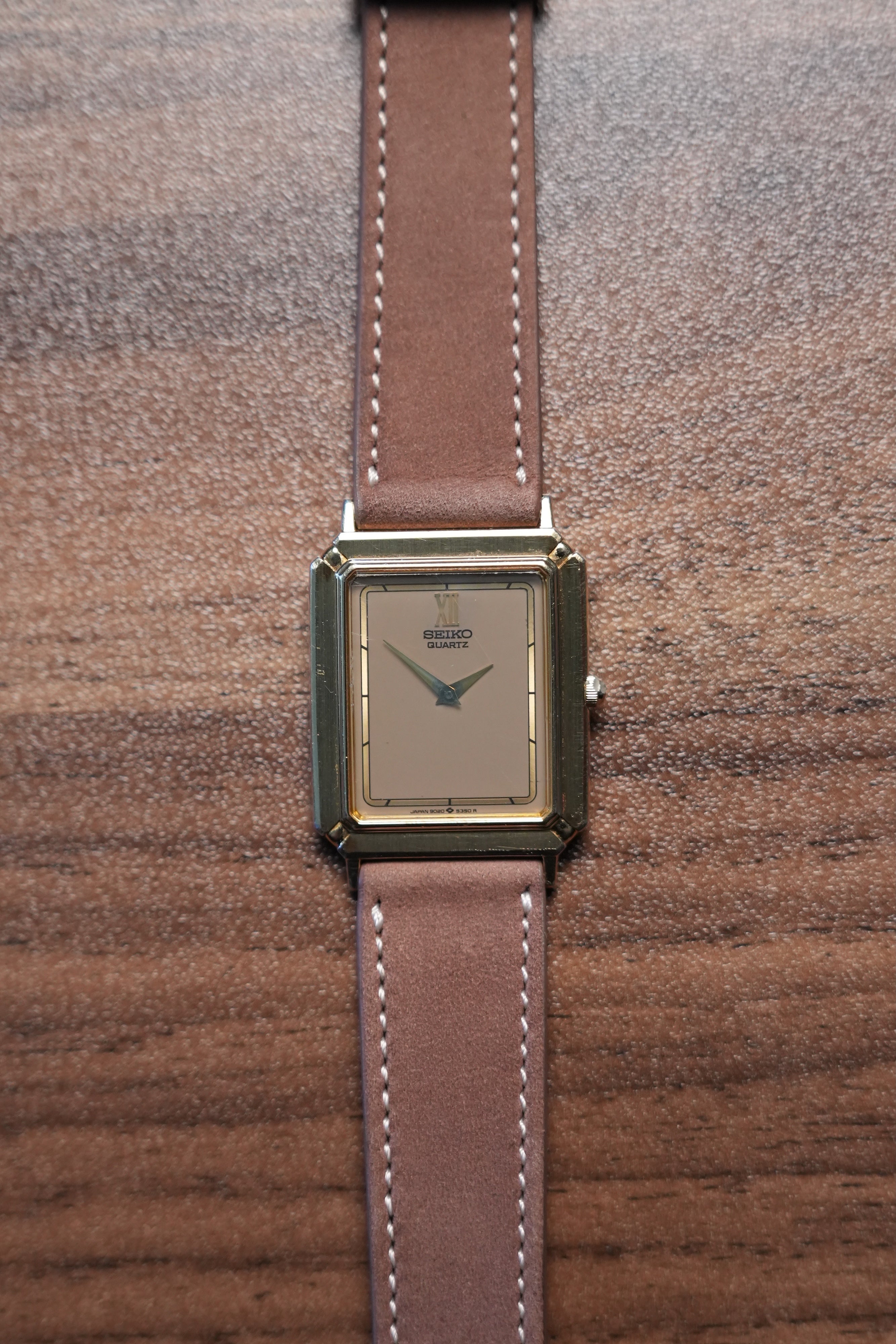 1984 Seiko Quartz Gold Tank 9020-5229 (New Band)
