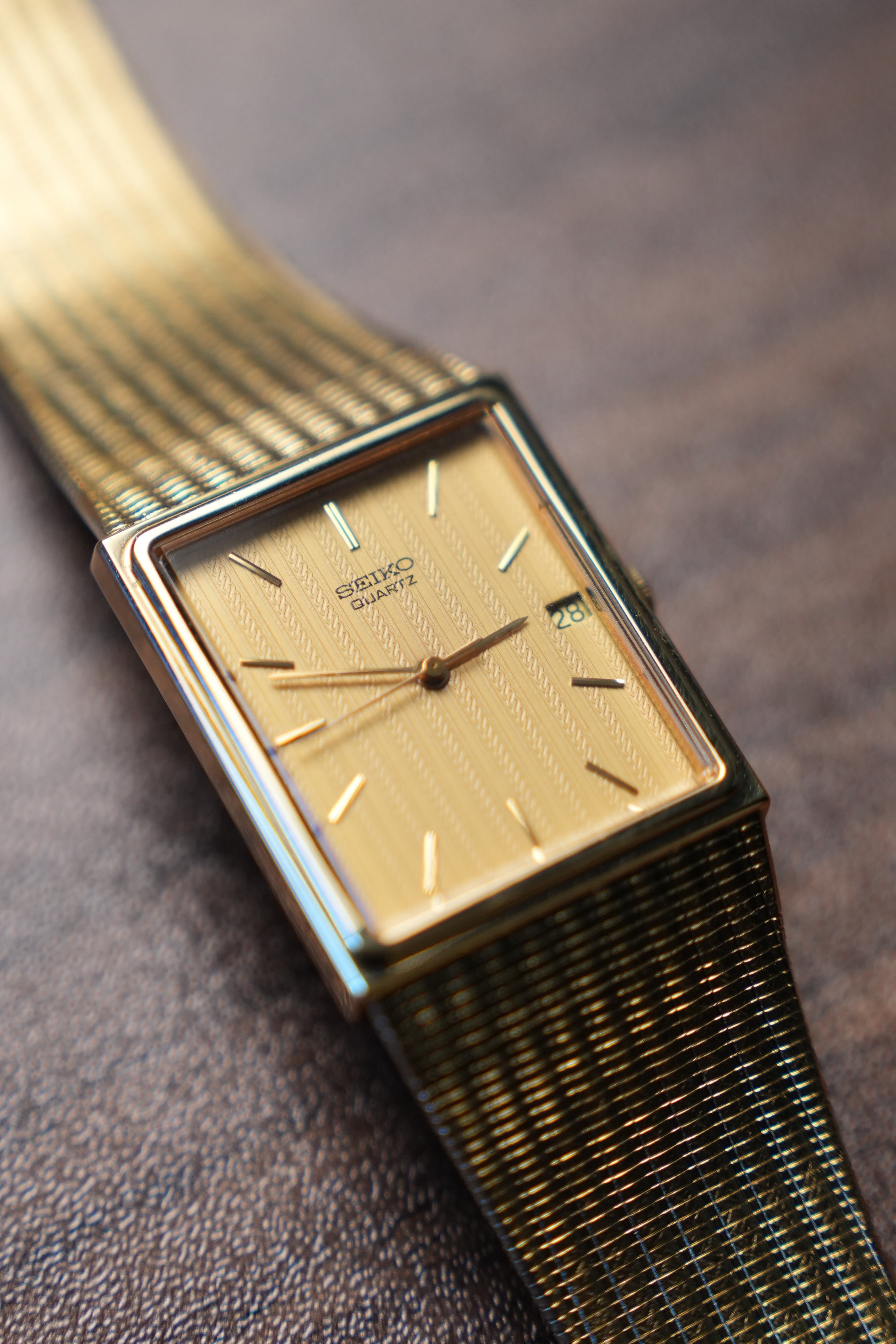 1989 Seiko Tank Quartz Gold Rare Dial 5P32-5239