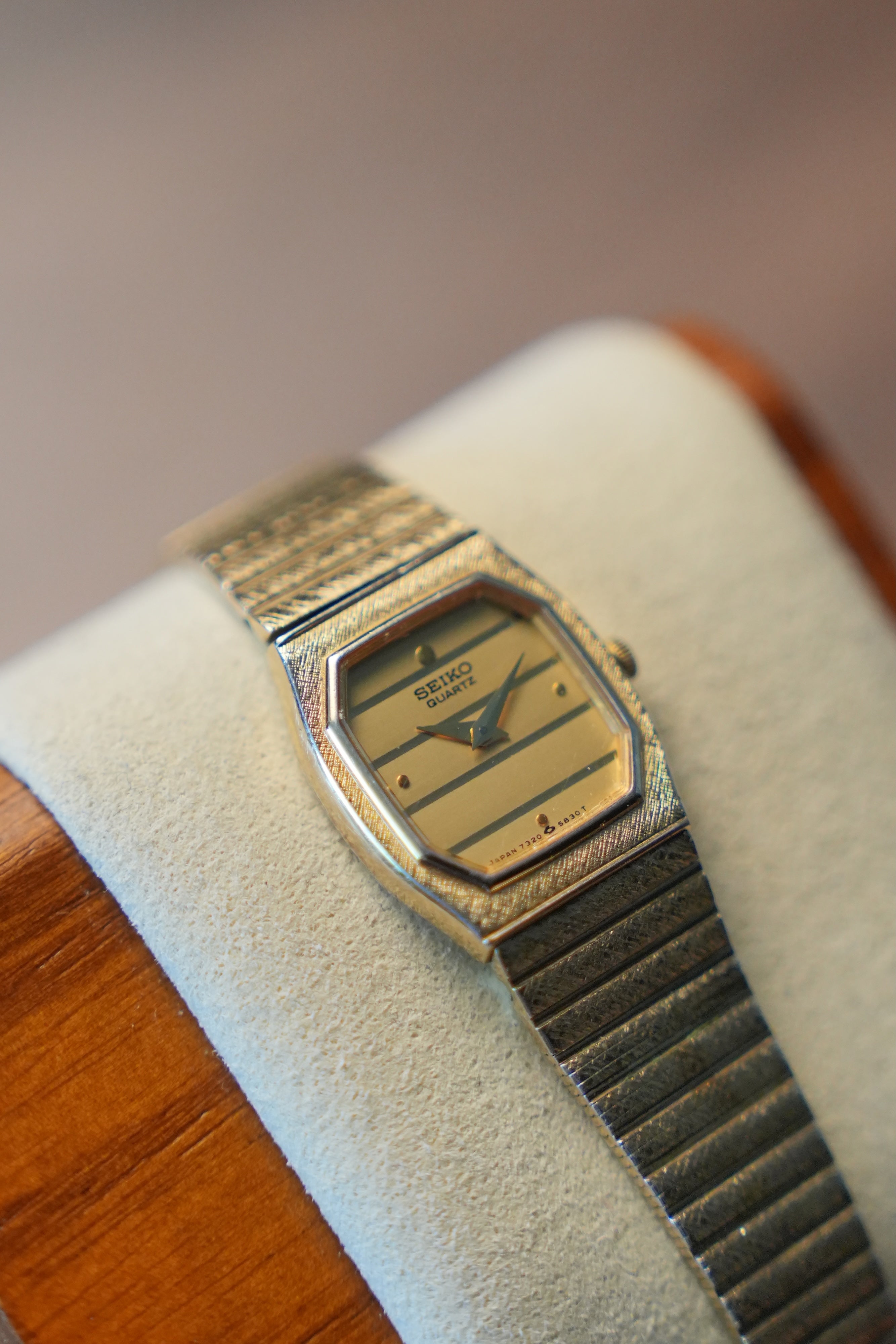 Seiko Watch Women 7320-5499