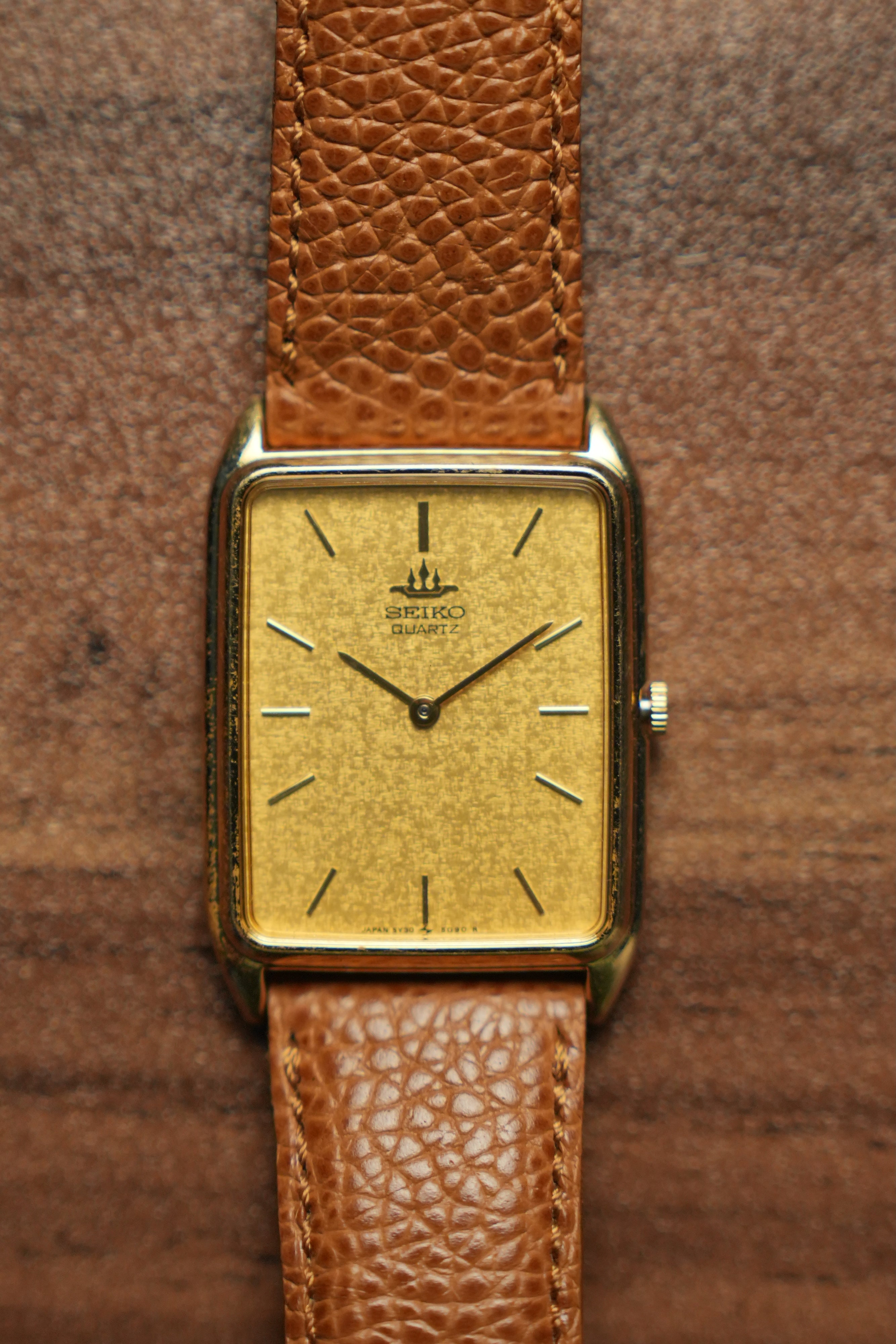 1988 SEIKO Galaxy Tank Quartz “Textured Dial”5Y30-5D50